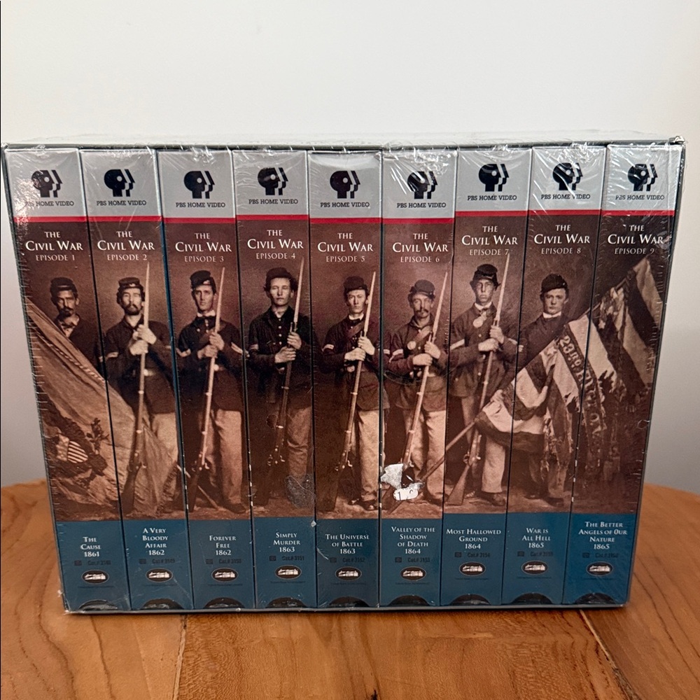 THE CIVIL WAR~ 1861-1865 A Ken Burns Film PBS Box Set 9 VHS Tapes BRAND NEW